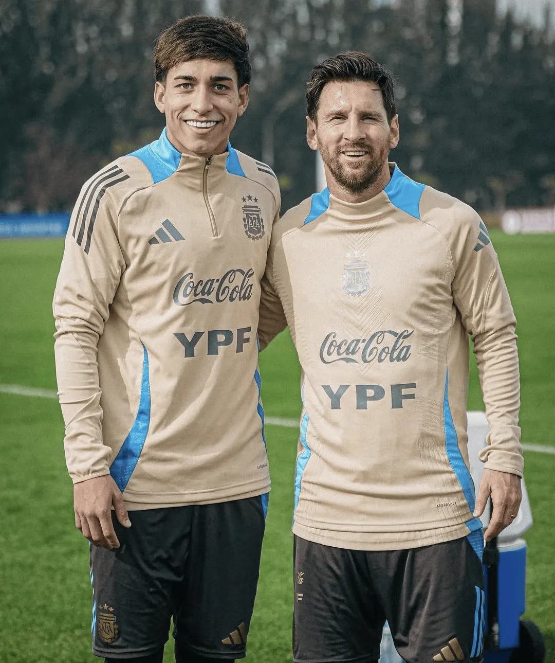 开云官方网站-FM：曼城等队竞购19岁阿根廷前锋卡里索，中日德兰占优